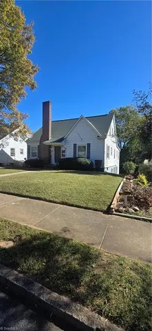 $1,100 | 405 South Sunset Drive, Winston-Salem, NC 27103