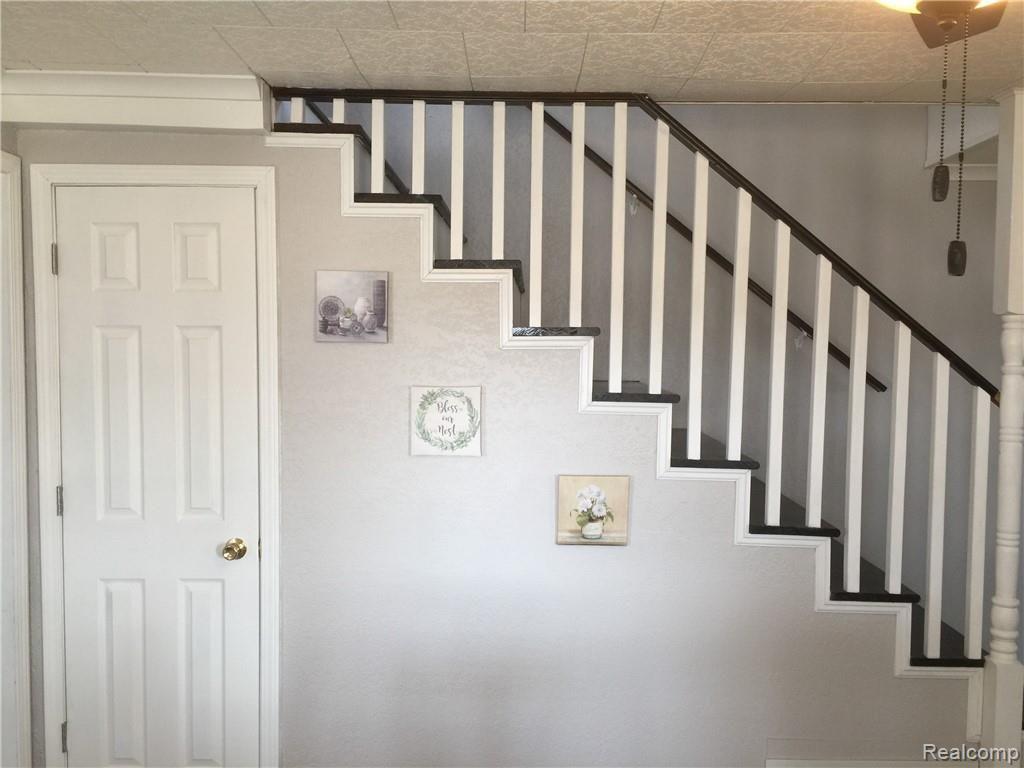 12072 Farrand Road Montrose, MI 48457 - Photo 12 of 20 Stairs.JPG