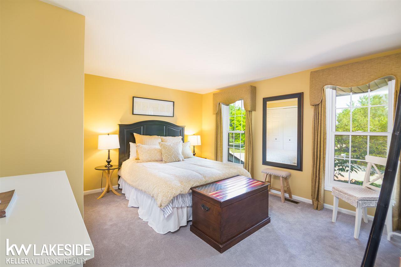 2437 Rancroft Beat Rochester Hills, MI 48306 - Photo 22 of 33