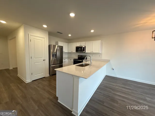 $2,250 | 148 Flowering Cherry Street, Jackson, GA 30233