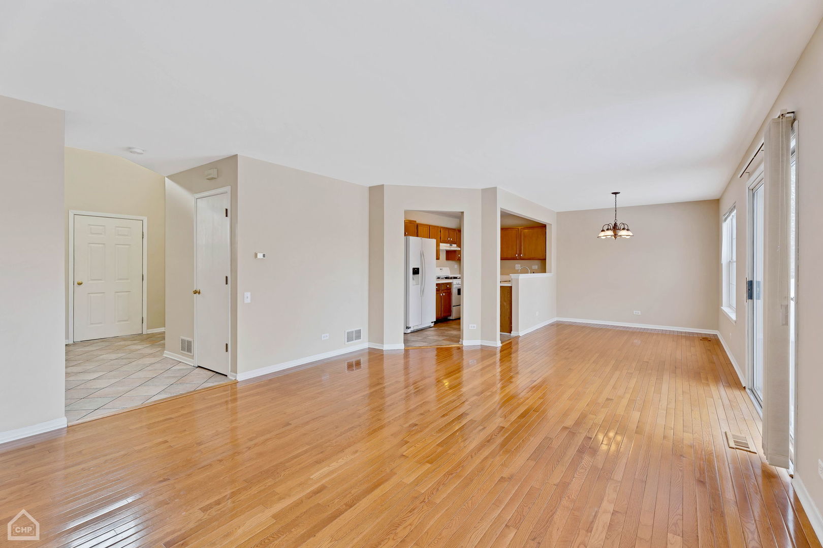 752 Savannah Lane Crystal Lake, IL 60014 - Photo 12 of 31