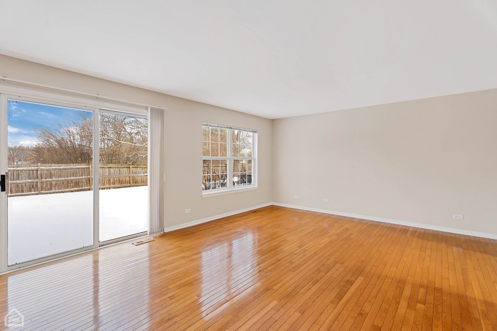 752 Savannah Lane Crystal Lake, IL 60014 - Photo 15 of 31