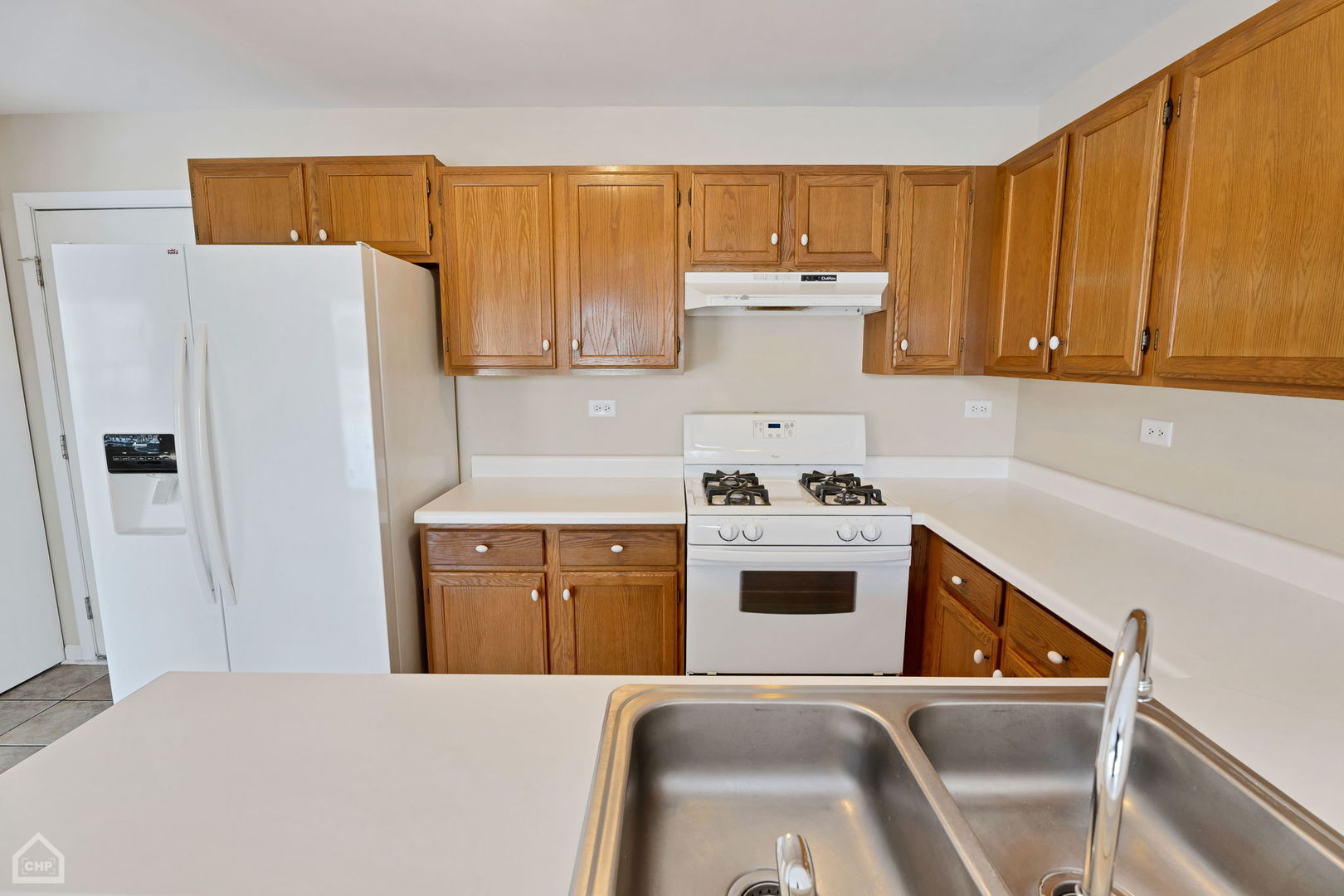 752 Savannah Lane Crystal Lake, IL 60014 - Photo 6 of 31