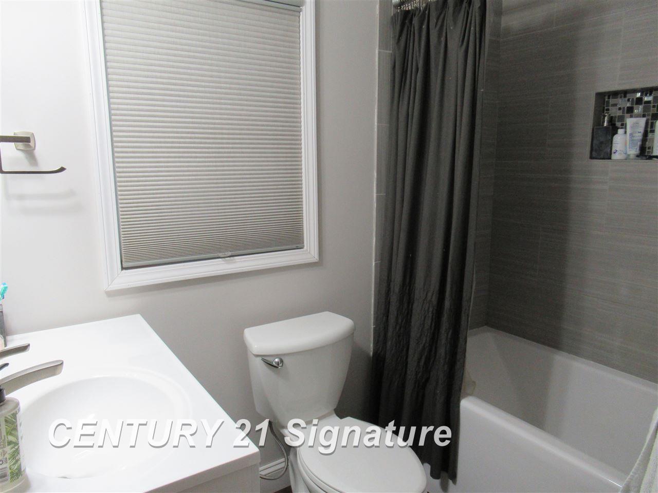 8454 Potter Road Flushing, MI 48433 - Photo 8 of 30