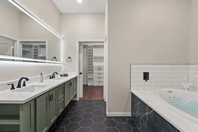 $440,000 | 2514 Carpenter Avenue, Dallas, TX 75215