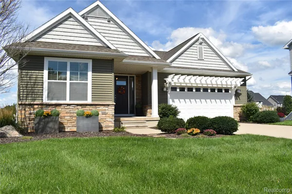 $460,000 | 1281 Cambridge Circle, Williamston, MI 48895