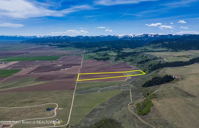 $815,000 | 5500 North 9000 Street, Tetonia, ID 83452