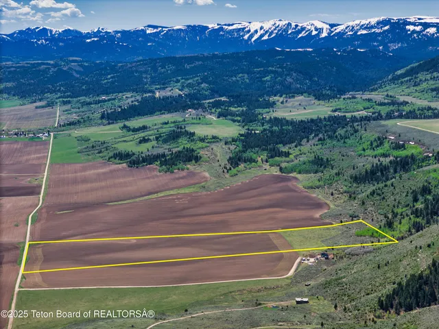 $815,000 | 5500 North 9000 Street, Tetonia, ID 83452