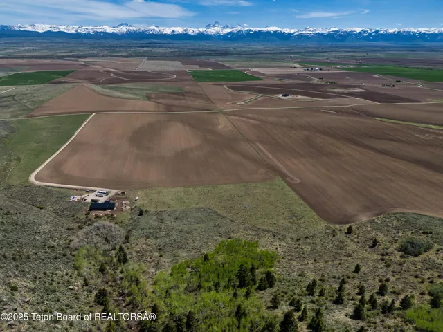 $815,000 | 5500 North 9000 Street, Tetonia, ID 83452