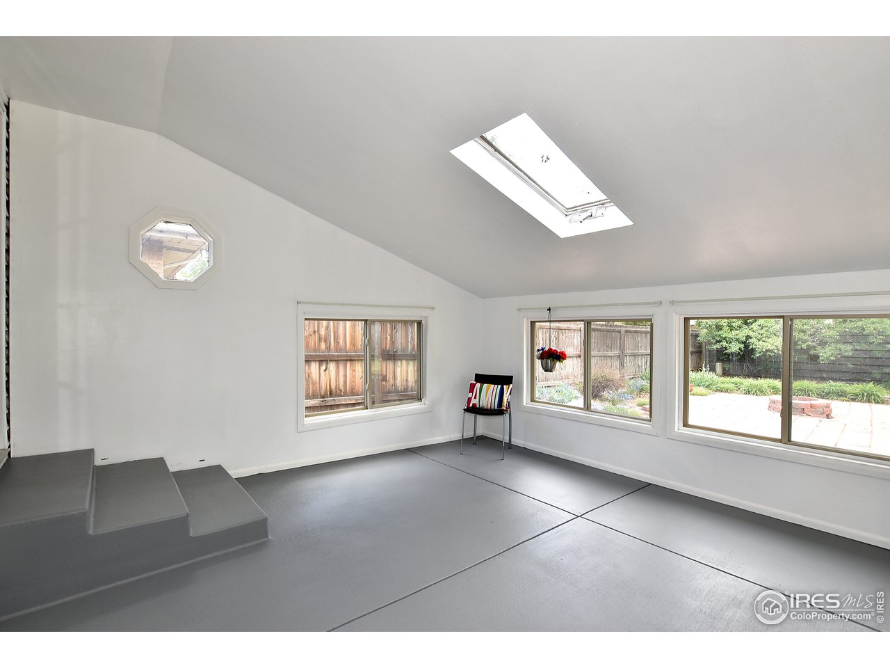 525 Columbia Road Fort Collins, CO 80525 - Photo 33 of 40 Light, Bright Sunroom