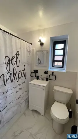 $1,350 | 2337 Hudson Terrace, Unit B14, Fort Lee, NJ 07024