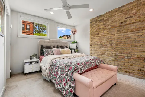 $1,799,000 | 1149 West Wellington Avenue, Chicago, IL 60657