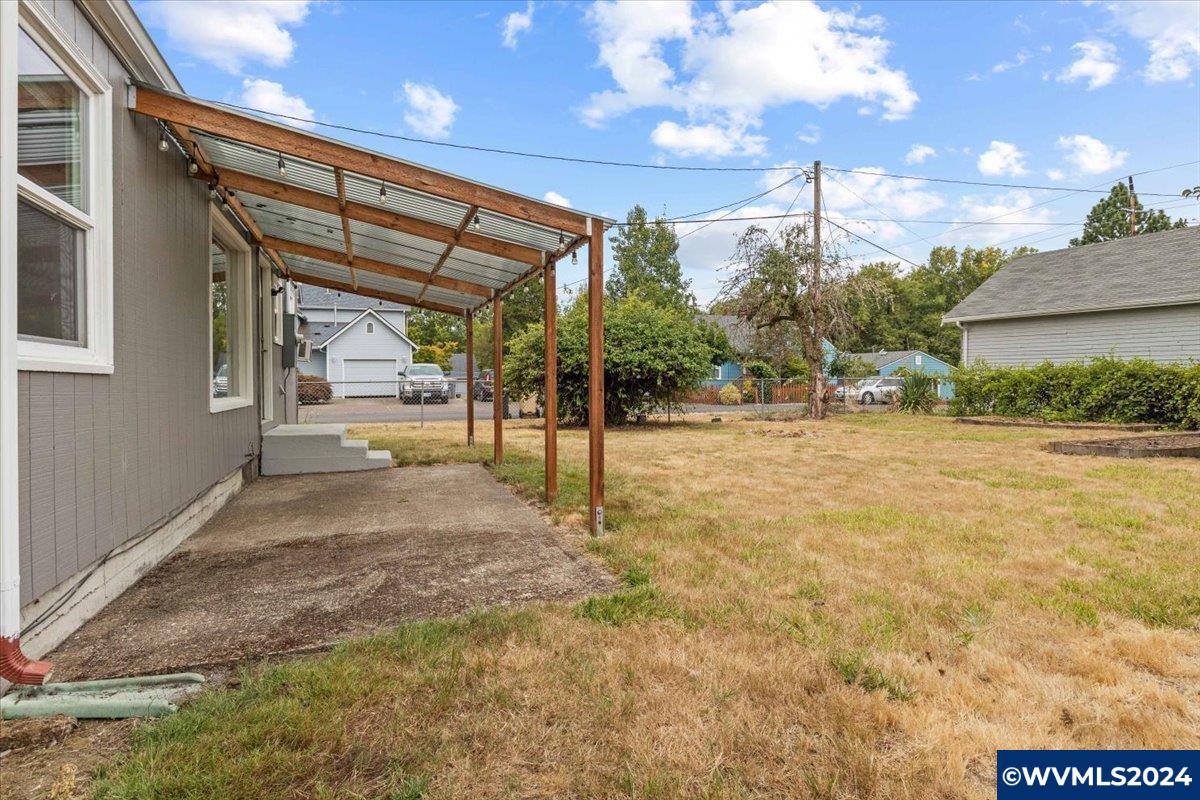 2139 Southwest 17th Avenue Albany, OR 97321 - Photo 38 of 43 Gallery Image 38