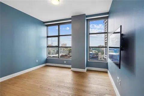 $739,000 | 1001 Julia Street, Unit 5A, New Orleans, LA 70113