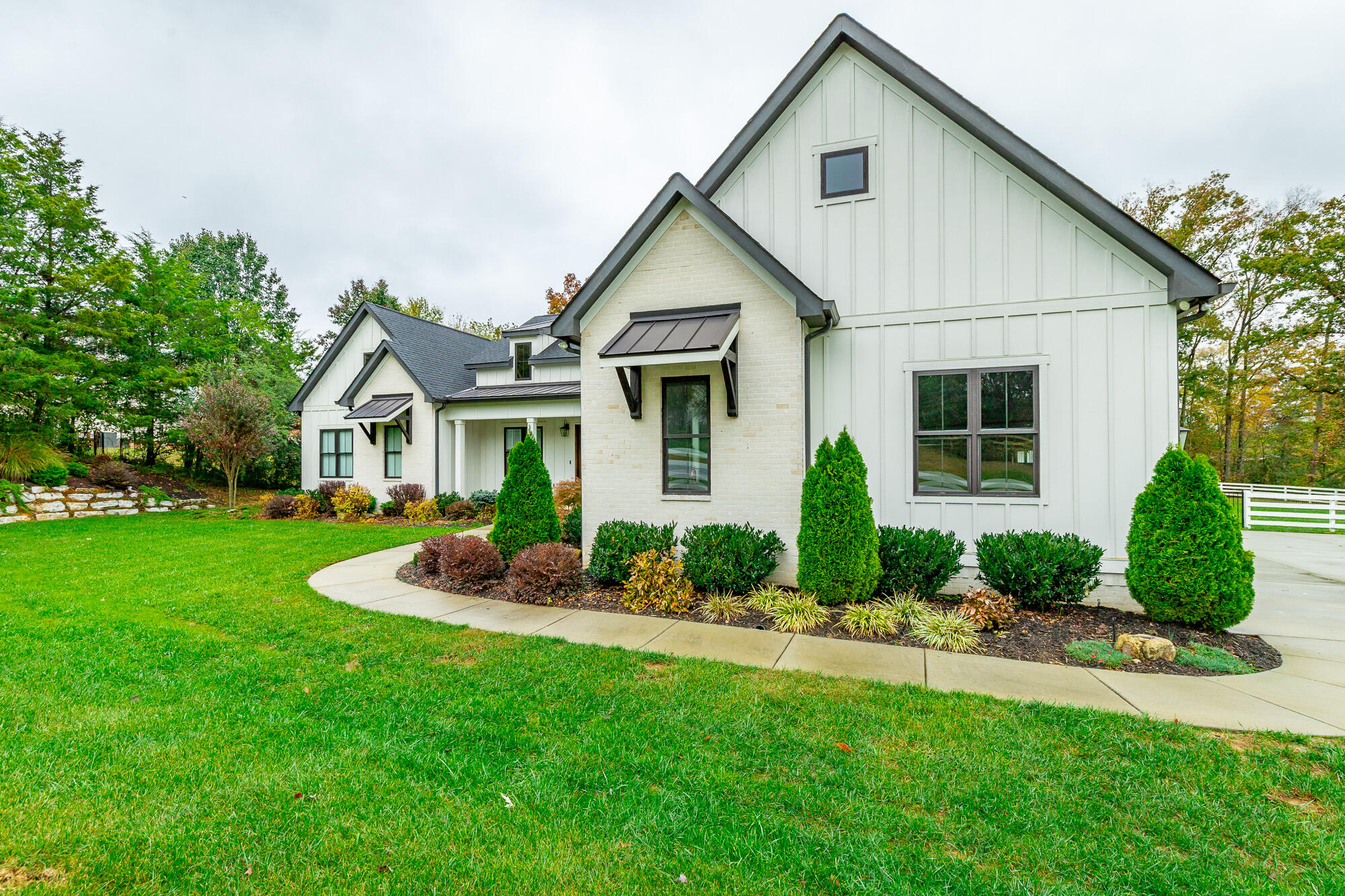 9835 Cross Gate Road Chattanooga, TN 37421 - Photo 2 of 102 9835 Cross Gate Road HD-121