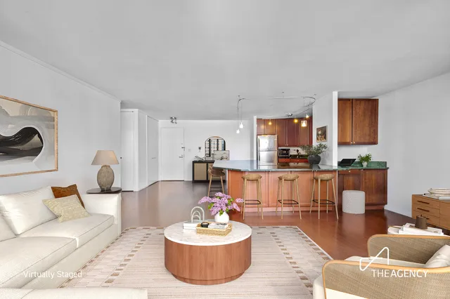 $999,999 | 510 East 80th Street, Unit 8C | Upper East Side