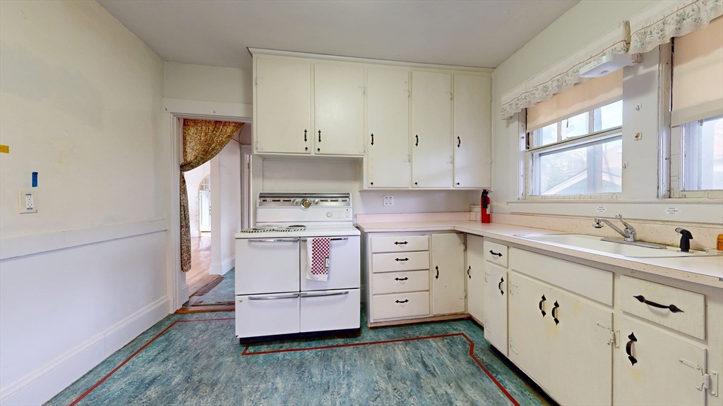 9 Goodman Road Cambridge, MA 02138 - Photo 27 of 35 Gallery Image 27