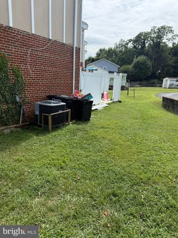 $1,950 | 913 Spa Road, Annapolis, MD 21401