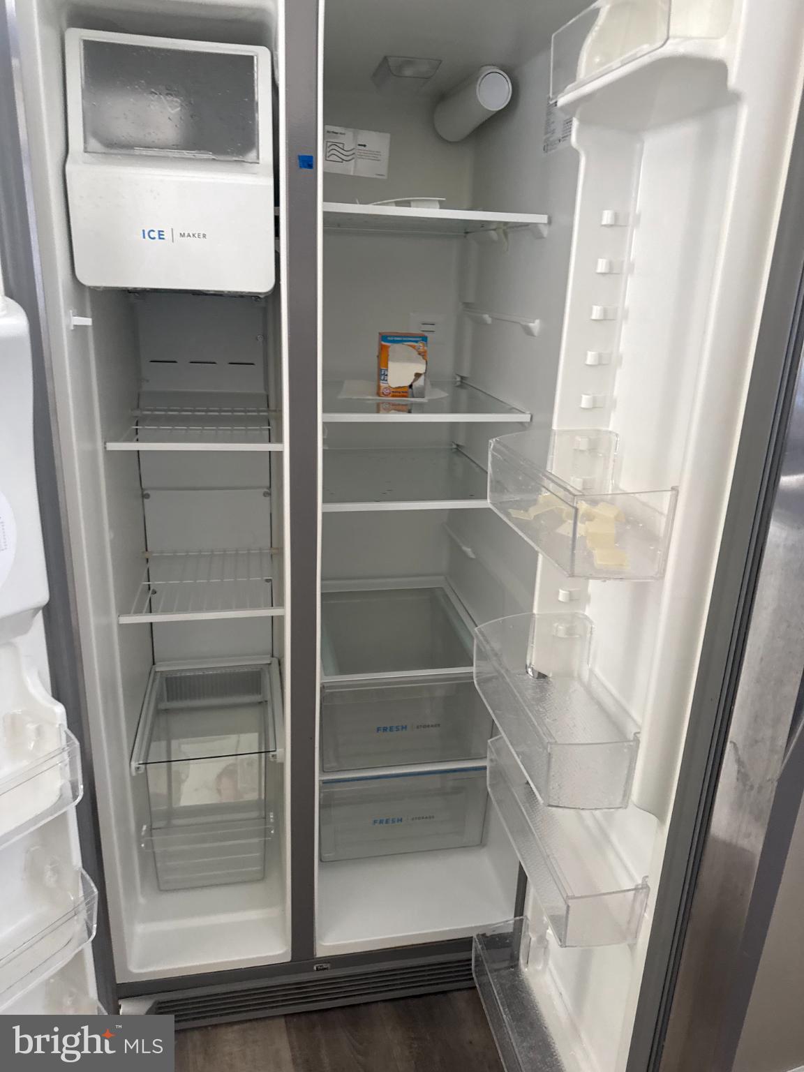 913 Spa Road Annapolis, MD 21401 - Photo 3 of 9 Spotless fridge ready for fresh ingredients.