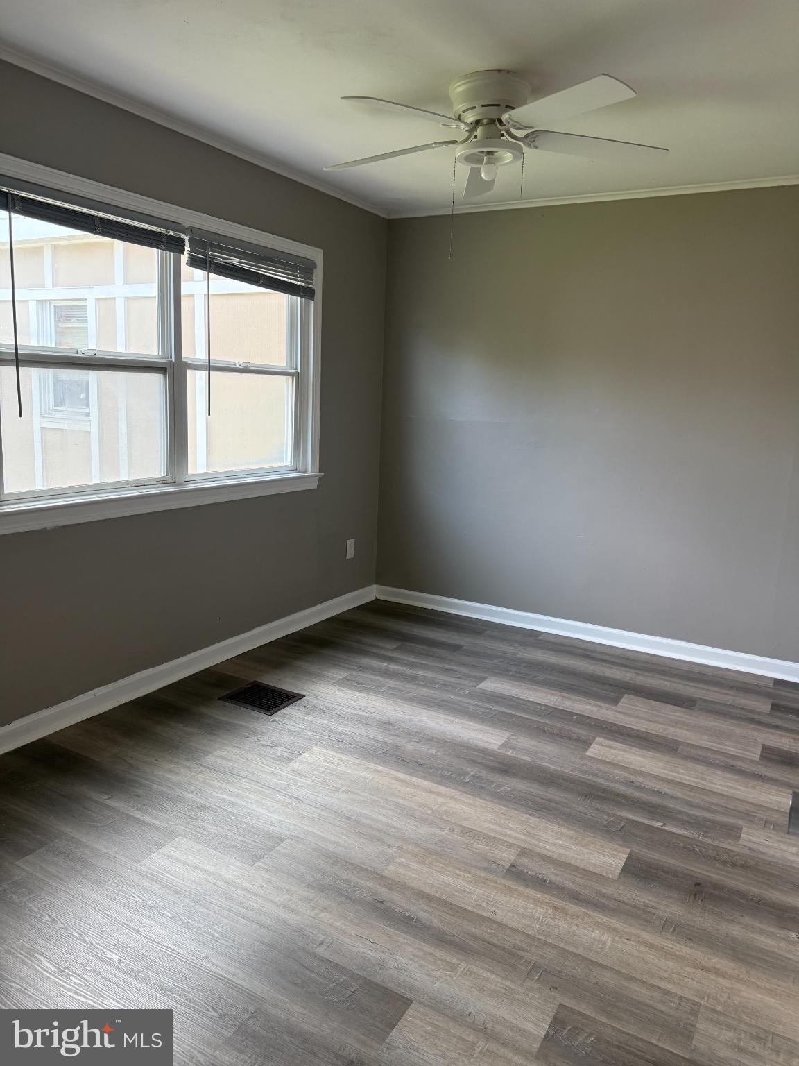 913 Spa Road Annapolis, MD 21401 - Photo 6 of 9 Bright and airy space with modern appeal.