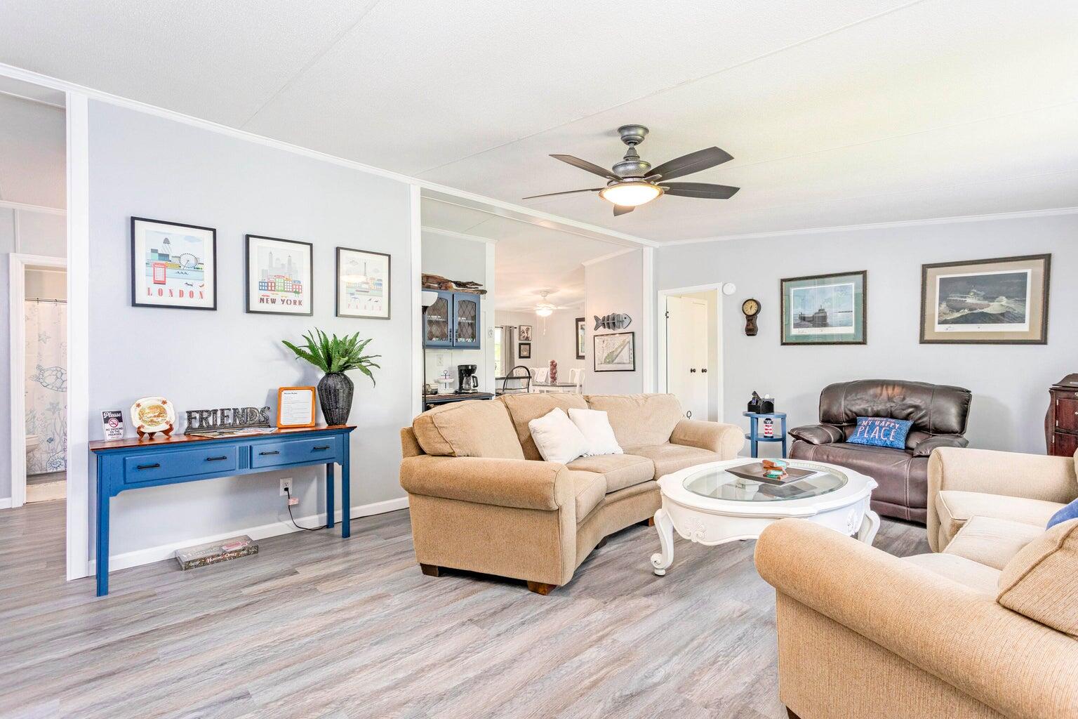 224 Sharp Road Decatur, TN 37322 - Photo 11 of 34 Living Room