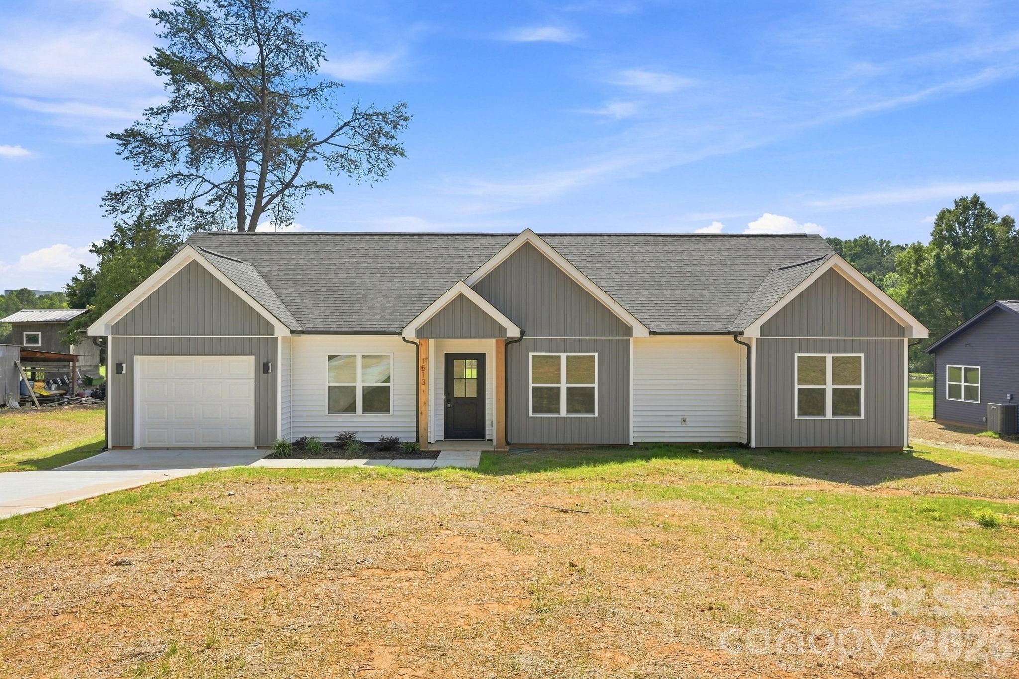 1513 Robin Road Newton, NC 28658 - Photo 1 of 13 Gallery Image 1