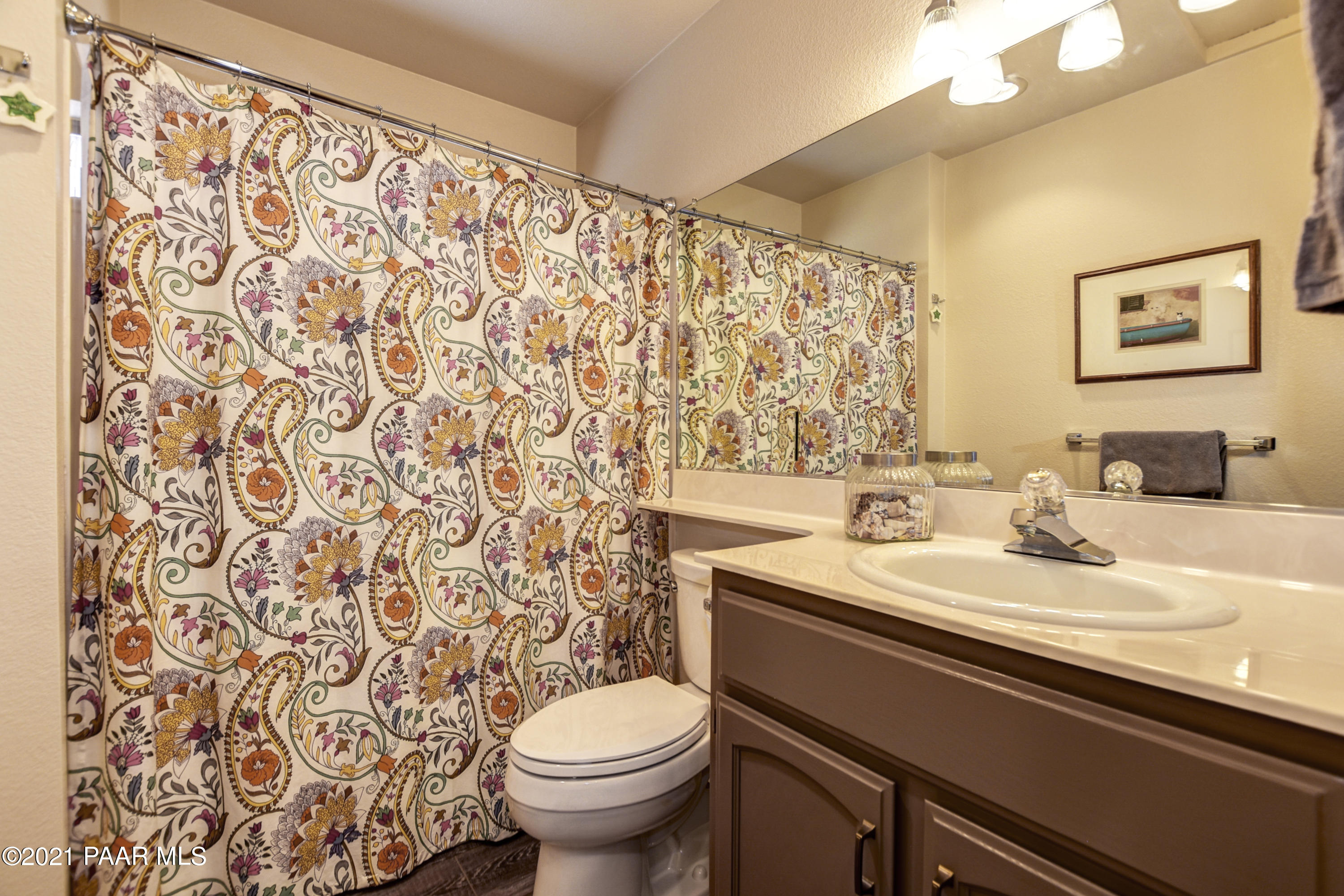 1117 East Timber Ridge Road Prescott, AZ 86303 - Photo 19 of 30 Upper Full Bath
