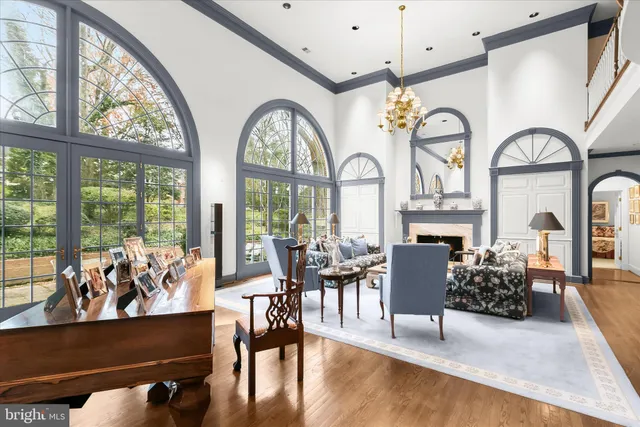 $2,830,000 | 949 Bellview Road, McLean, VA 22102