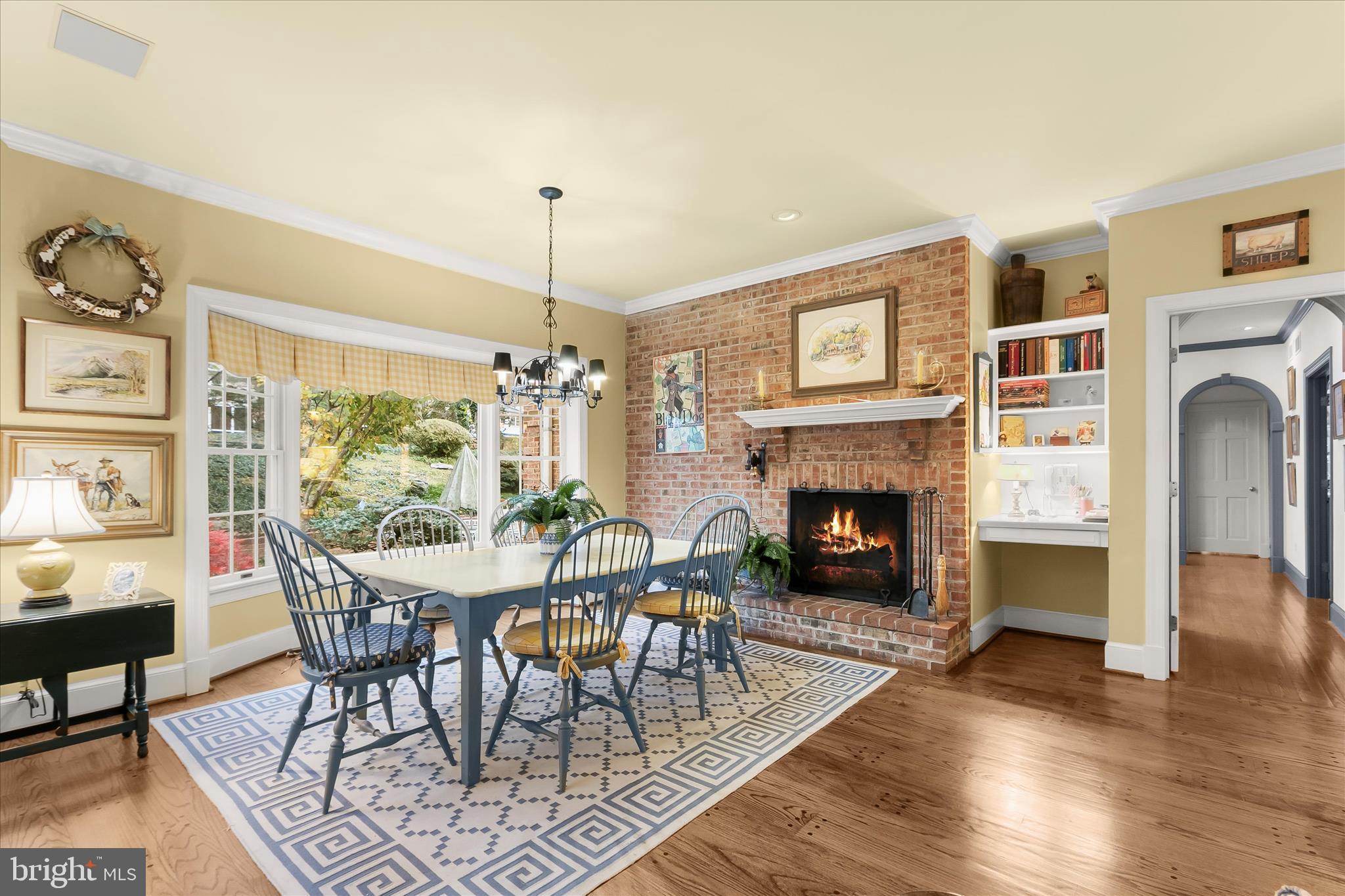 949 Bellview Road McLean, VA 22102 - Photo 26 of 45 Kitchen Family Room