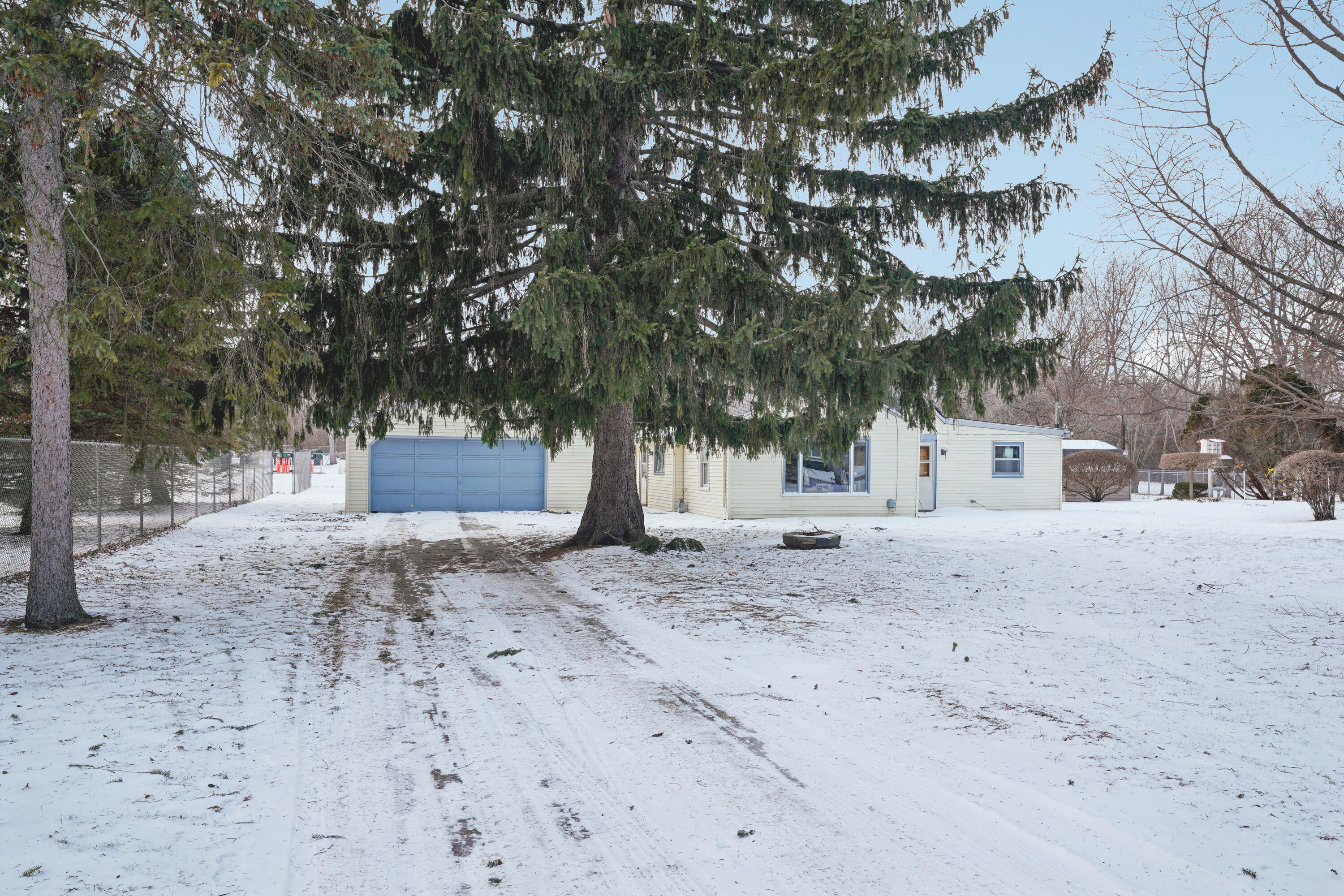 9114 29th Avenue Pleasant Prairie, WI 53143 - Photo 4 of 46 1-print-29th Ave-S2101-001