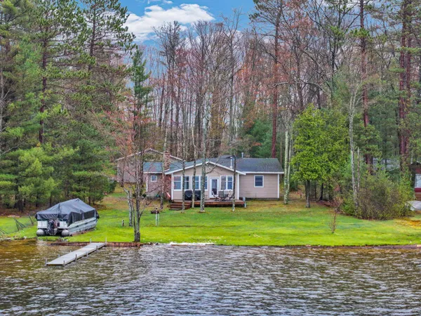 $414,900 | 2255 Wenonah Trail, Lake City, MI 49651