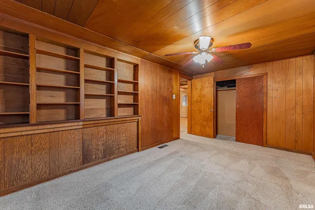 $84,000 | 1121 Broadway Street, Lincoln, IL 62656