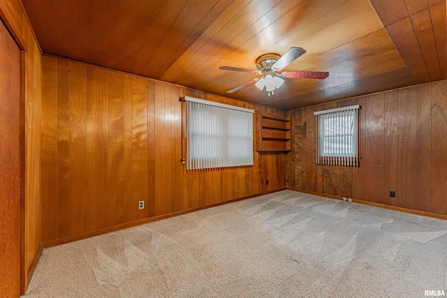 $84,000 | 1121 Broadway Street, Lincoln, IL 62656