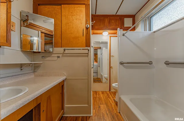 $84,000 | 1121 Broadway Street, Lincoln, IL 62656