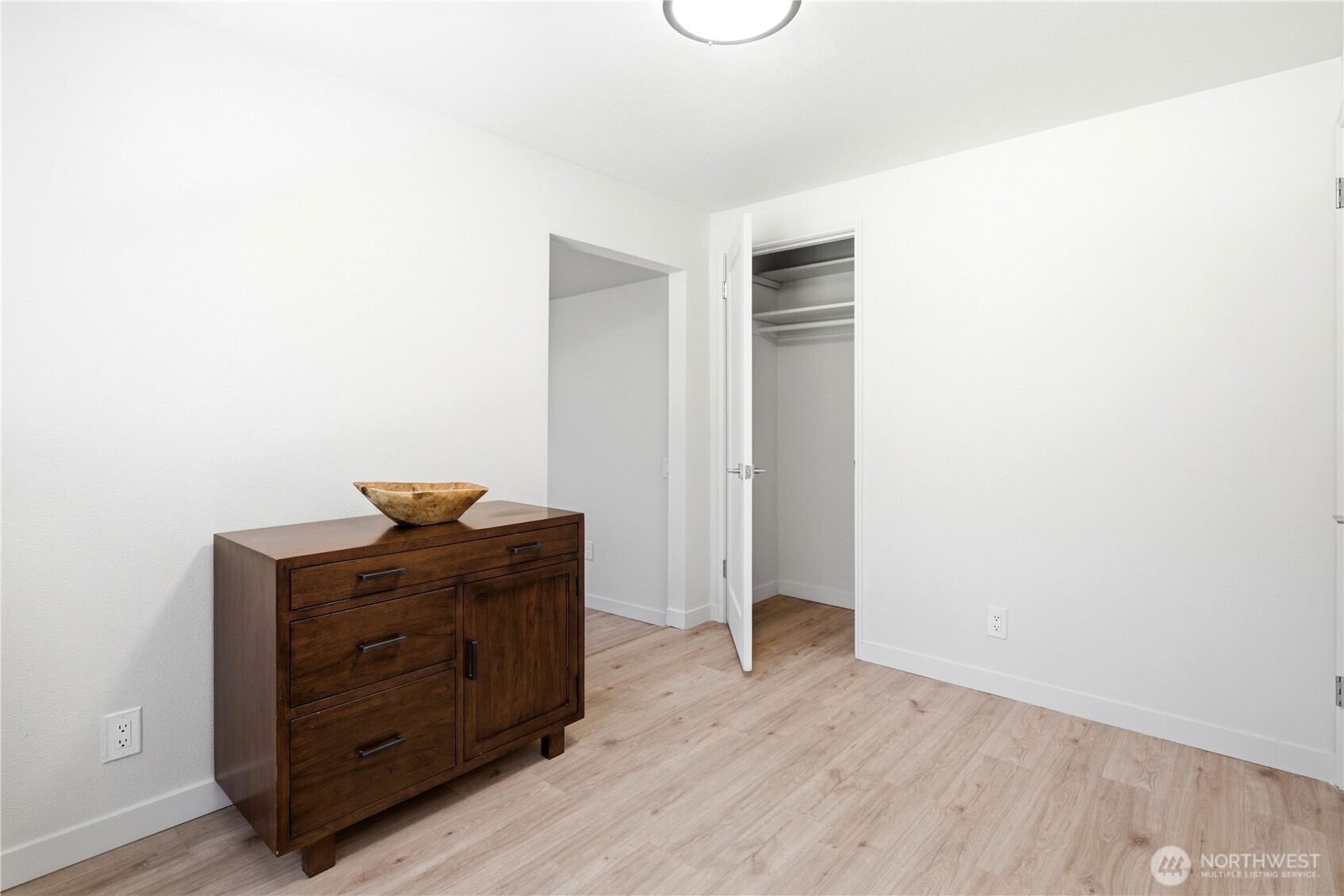 3121 Southeast 6th Street Renton, WA 98058 - Photo 20 of 40 Gallery Image 20