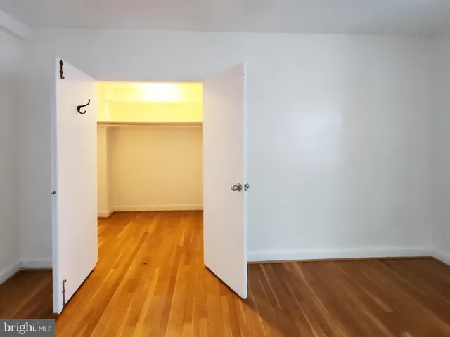 $1,350 | 3051 Idaho Avenue Northwest, Unit 317, Washington, DC 20016