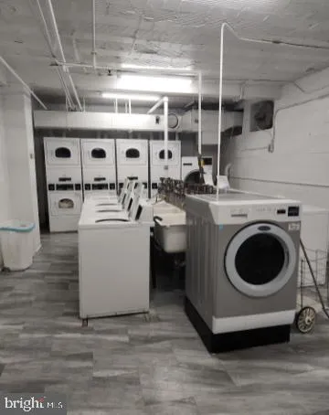 $1,350 | 3051 Idaho Avenue Northwest, Unit 317, Washington, DC 20016