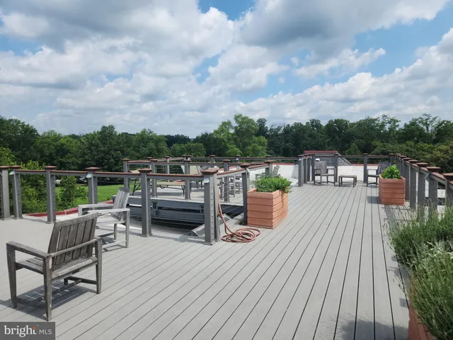 $1,350 | 3051 Idaho Avenue Northwest, Unit 317, Washington, DC 20016