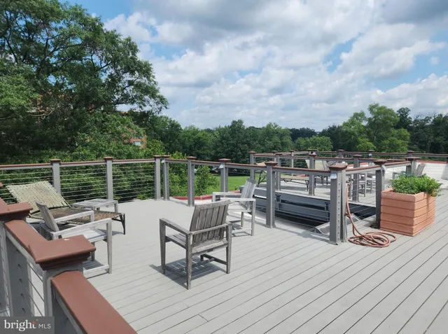 $1,350 | 3051 Idaho Avenue Northwest, Unit 317, Washington, DC 20016