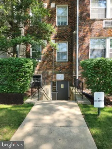$1,350 | 3051 Idaho Avenue Northwest, Unit 317, Washington, DC 20016