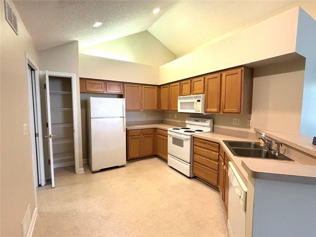 2191 Rockbridge Road Southwest, Unit 1704 Stone Mountain, GA 30087 - Photo 8 of 28