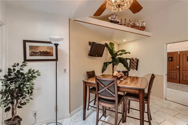 $5,650 | 7082 Mira Vista Street, Las Vegas, NV 89120