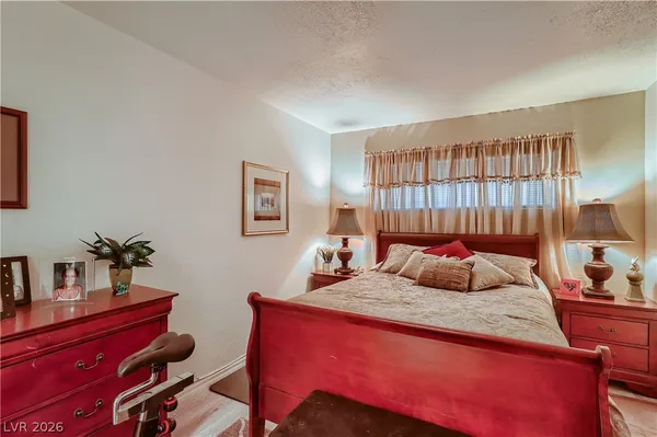 $5,650 | 7082 Mira Vista Street, Las Vegas, NV 89120