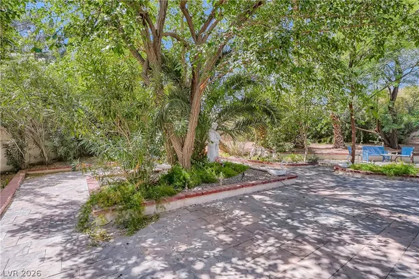 $5,650 | 7082 Mira Vista Street, Las Vegas, NV 89120