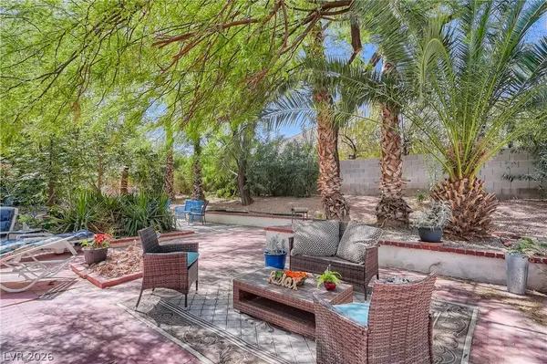 $5,650 | 7082 Mira Vista Street, Las Vegas, NV 89120