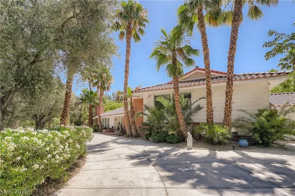 $5,650 | 7082 Mira Vista Street, Las Vegas, NV 89120