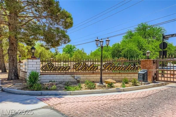 $5,650 | 7082 Mira Vista Street, Las Vegas, NV 89120