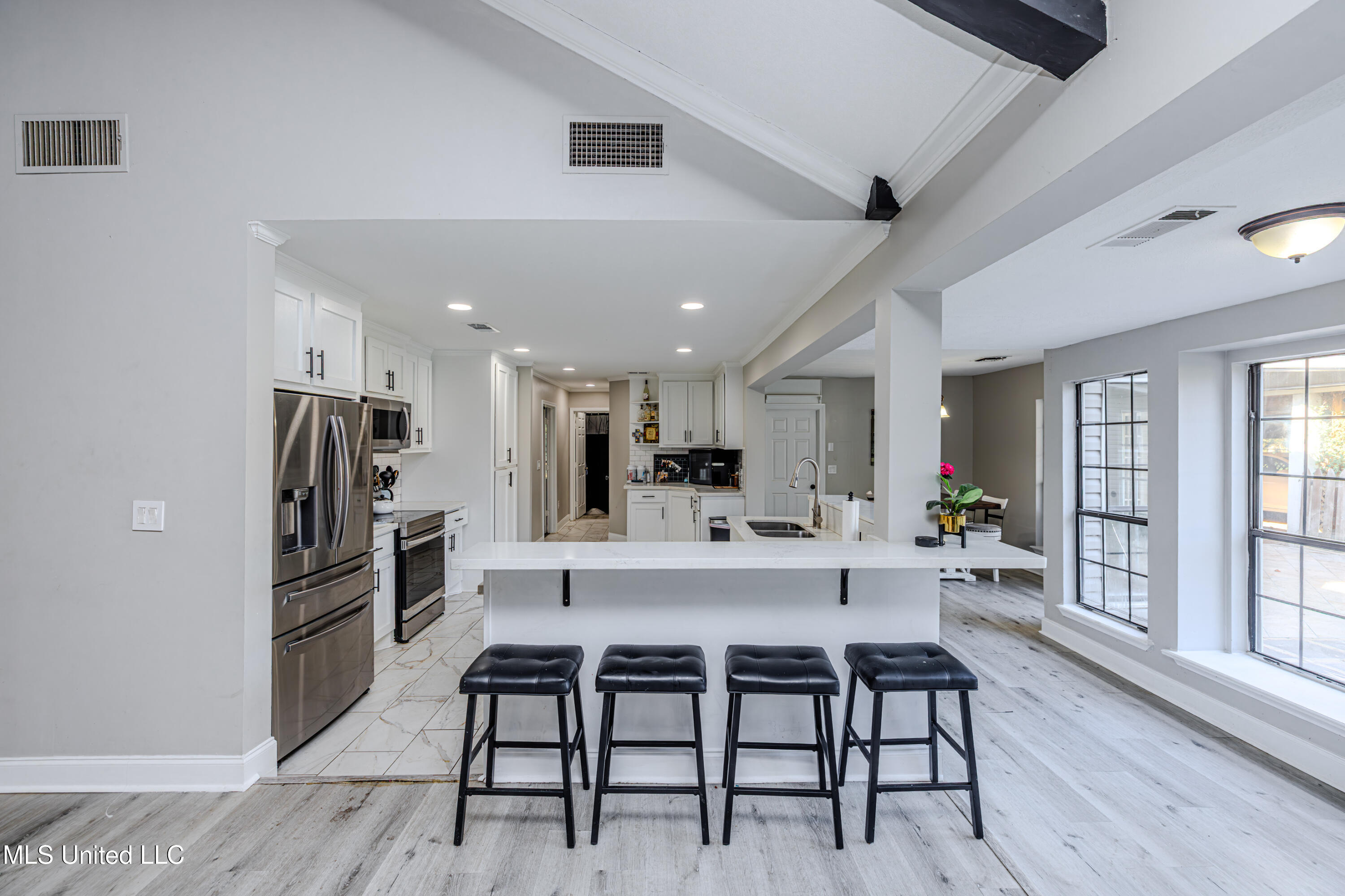 28 Deerfield Drive Madison, MS 39110 - Photo 11 of 49 1R4A9046