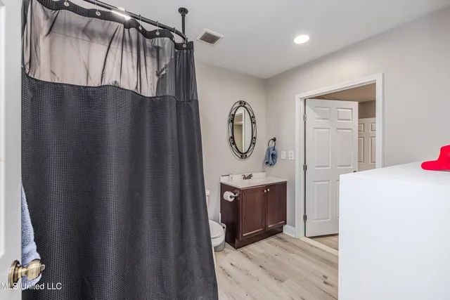 $449,900 | 28 Deerfield Drive, Madison, MS 39110