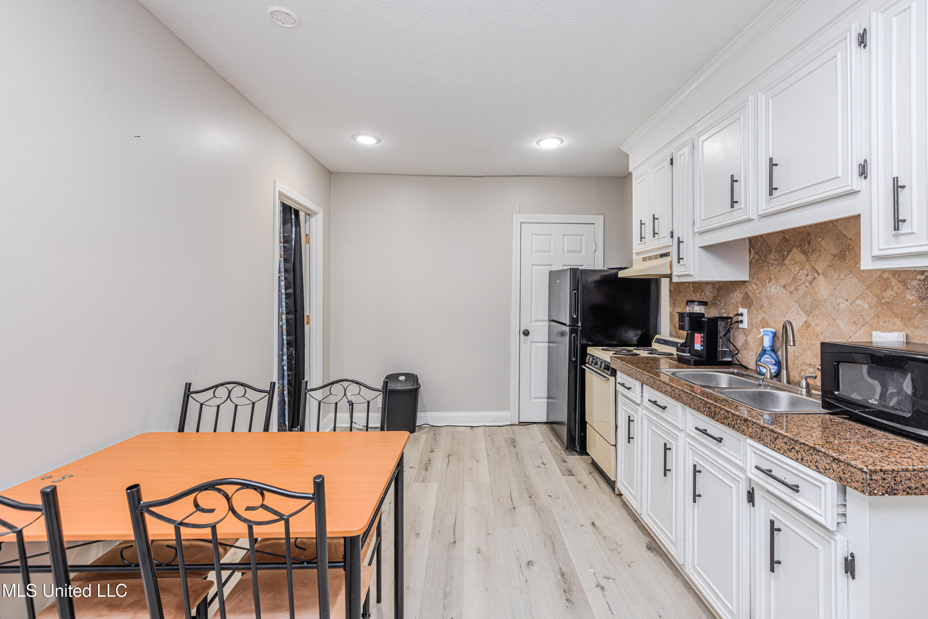 28 Deerfield Drive Madison, MS 39110 - Photo 18 of 49 1R4A9055